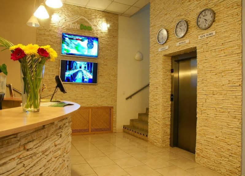 Teledom Hotel コシツェ エクステリア 写真