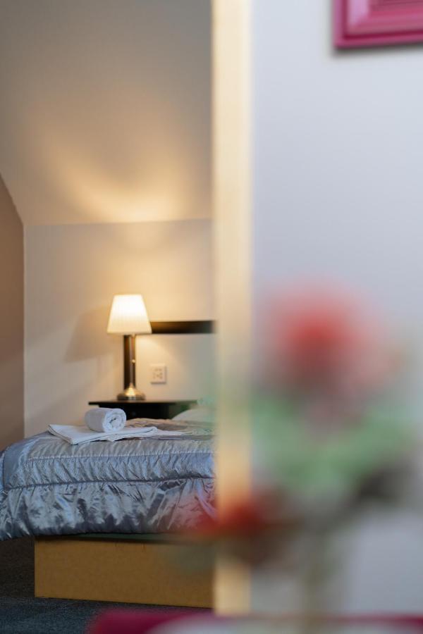 Teledom Hotel コシツェ エクステリア 写真